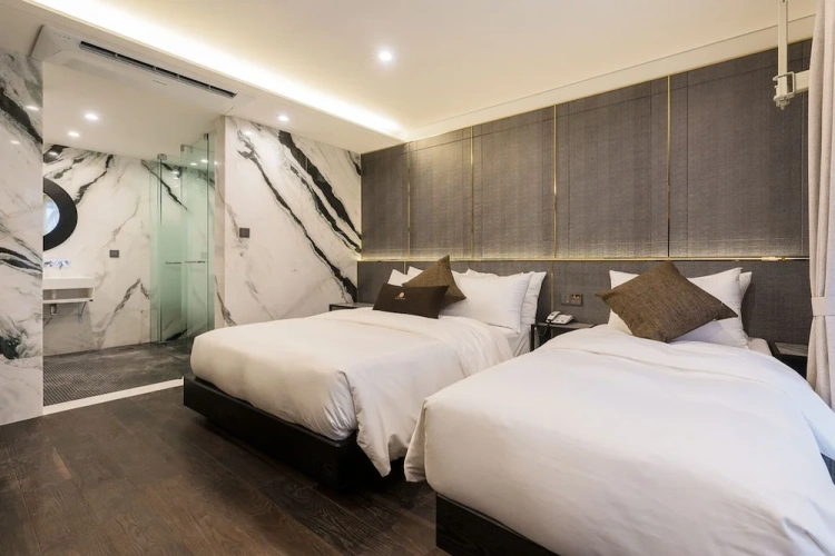Standard Double Family room