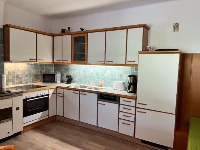 1 Bedroom Basement Apartment