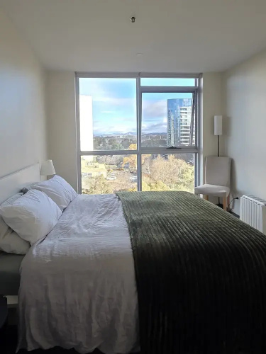 Central Lakeview Apartments