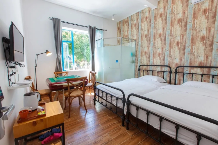 LOHAS Holiday Theme Inn