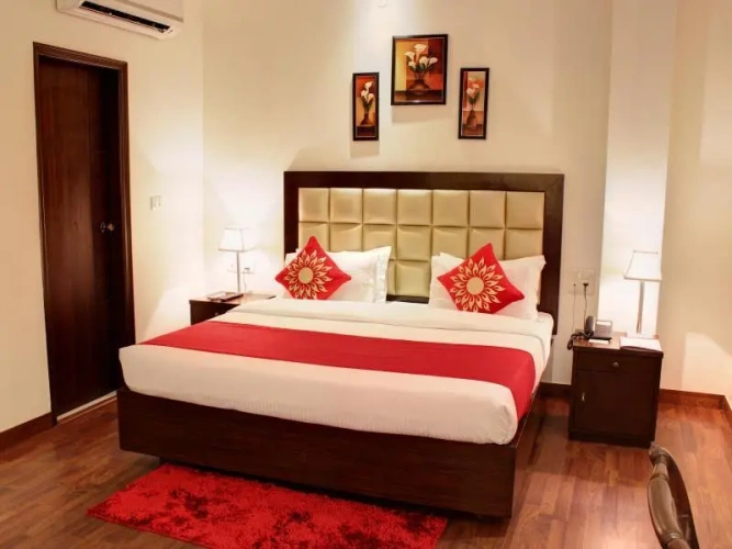Deluxe Suite