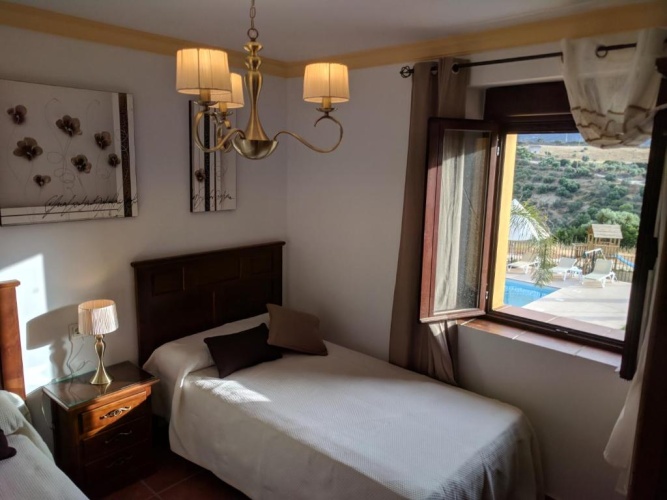 3 Bedrooms Cottage