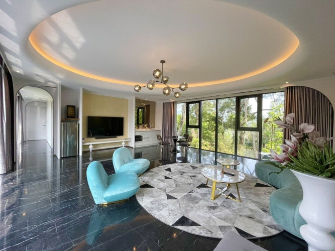 Premier Villa