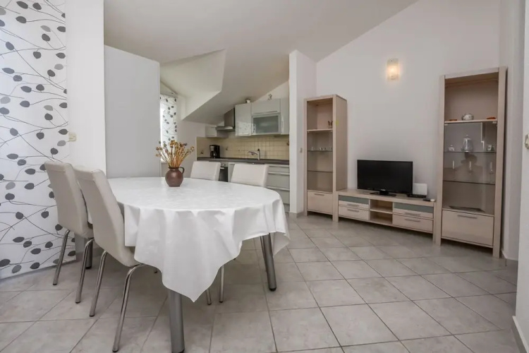 Apartment Zdravka