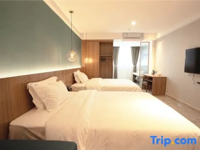 Standard Twin Family room