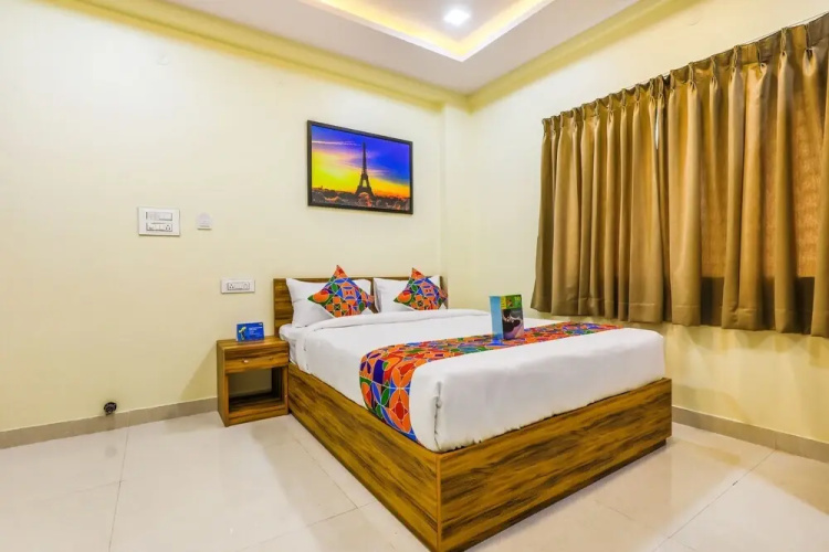 Zenith Residency by FabHotels