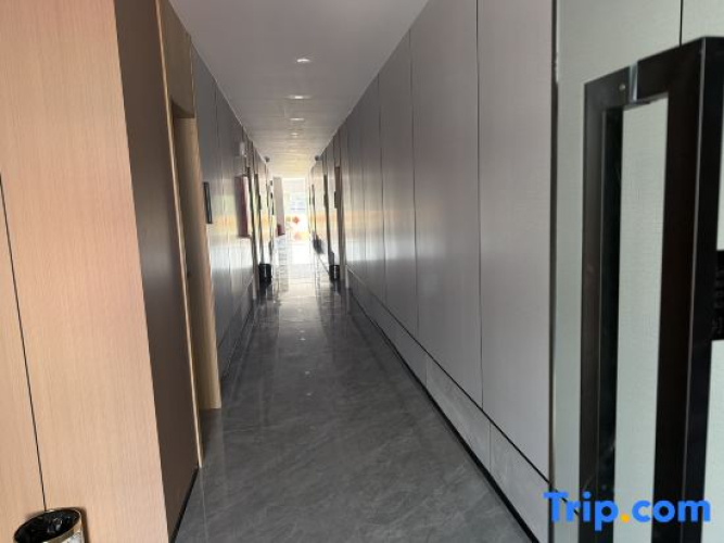 Hugong Hotel