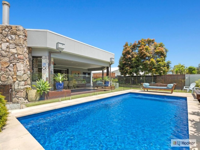 Double Cottage