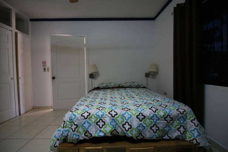 1877 Hostel
