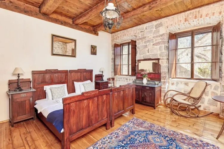 Signature Double room with city view