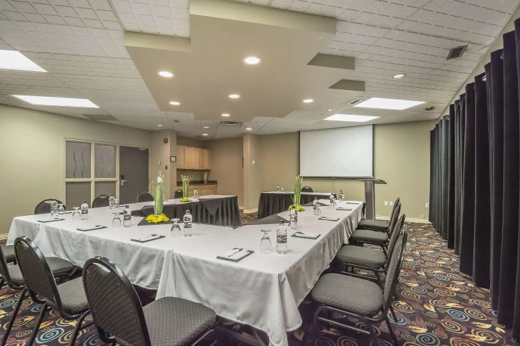 Quality Inn West Edmonton photo 26
