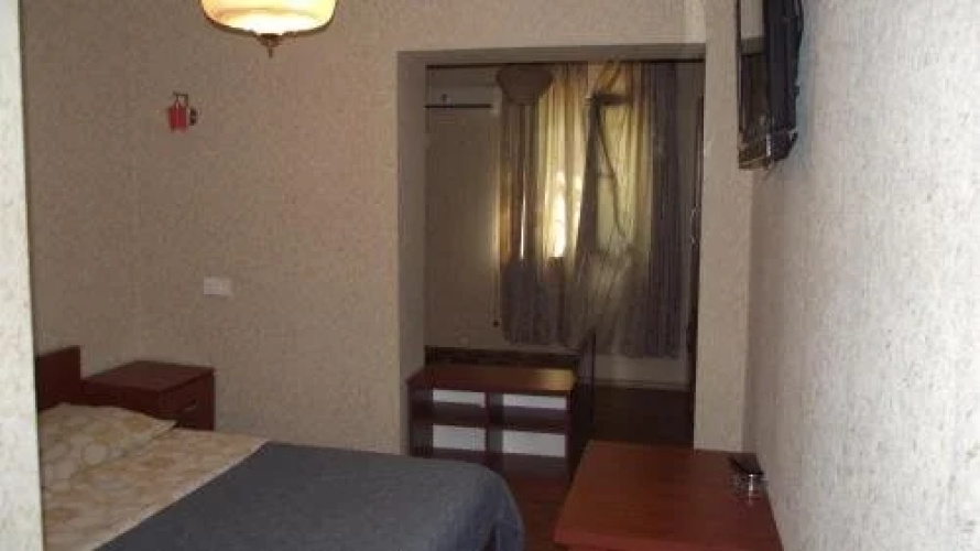 Hotel Piano 2