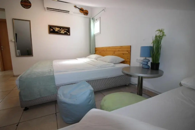 1 Bedroom Economy Double room
