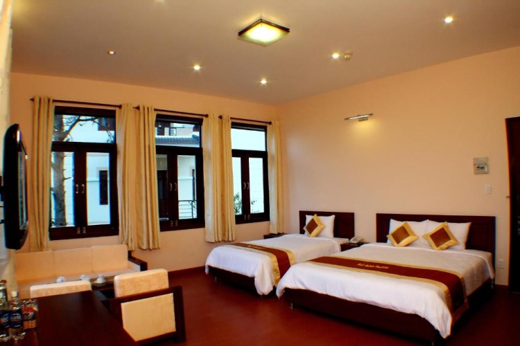 Suite with balcony