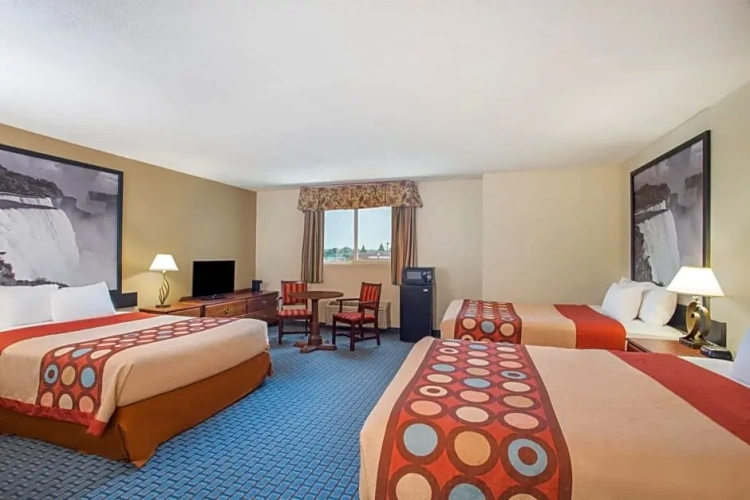 Superior Sextuple room
