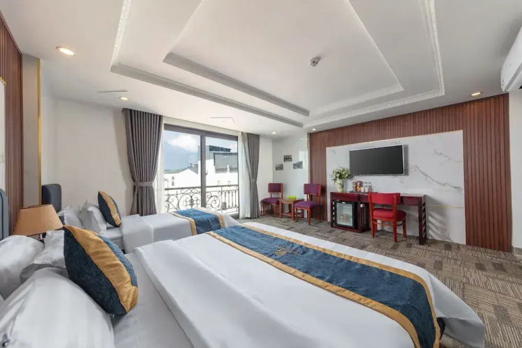 Central Sapa March Hotel