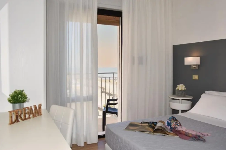 Standard Quadruple room with balcony