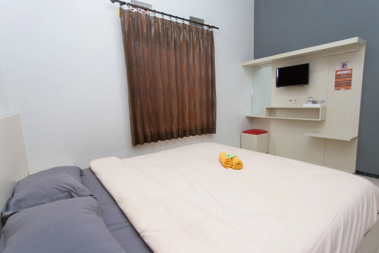 Villa Panderman Indah