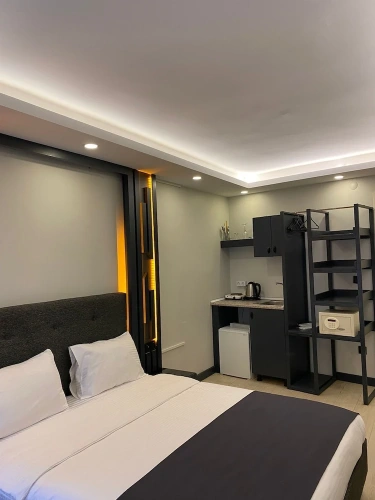 2 Bedrooms Basement Apartment with balcony