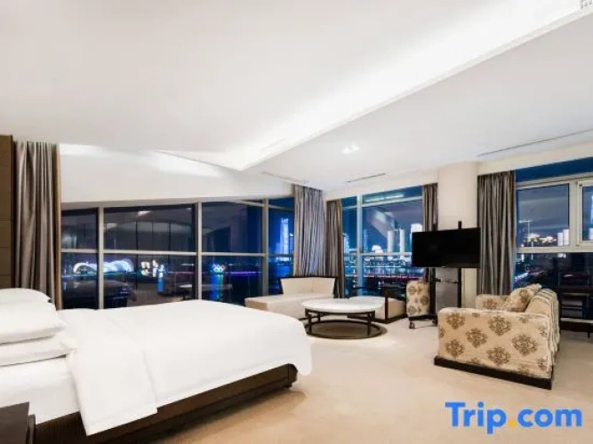 Deluxe Duplex Suite with sea view