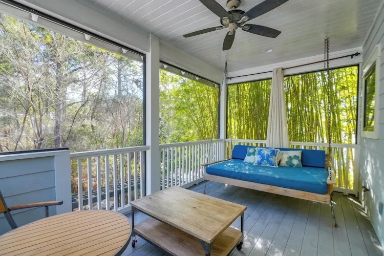 5 Bedrooms Cottage