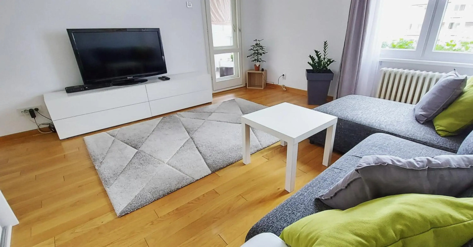 High White Apartments