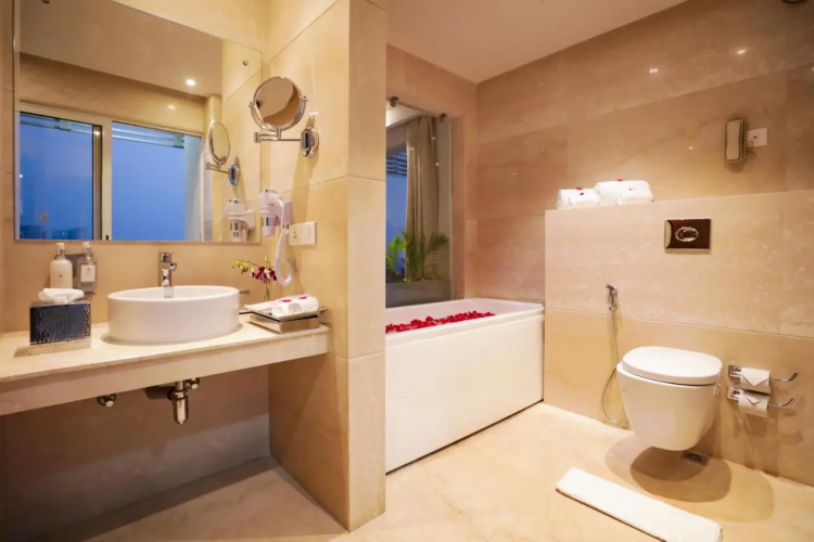 Regenta Suites Gurugram, Sector 49 Sohna Road