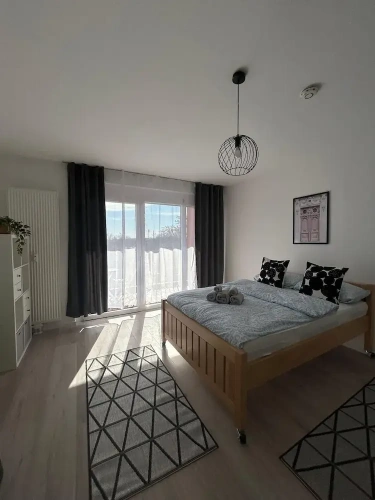Deluxe Studio