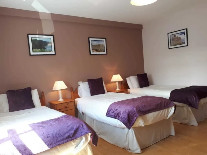 Classic Triple room