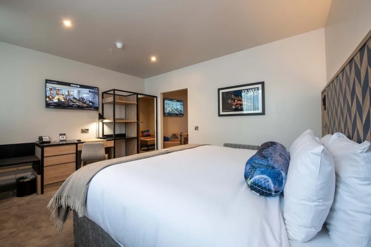 Executive Double Suite