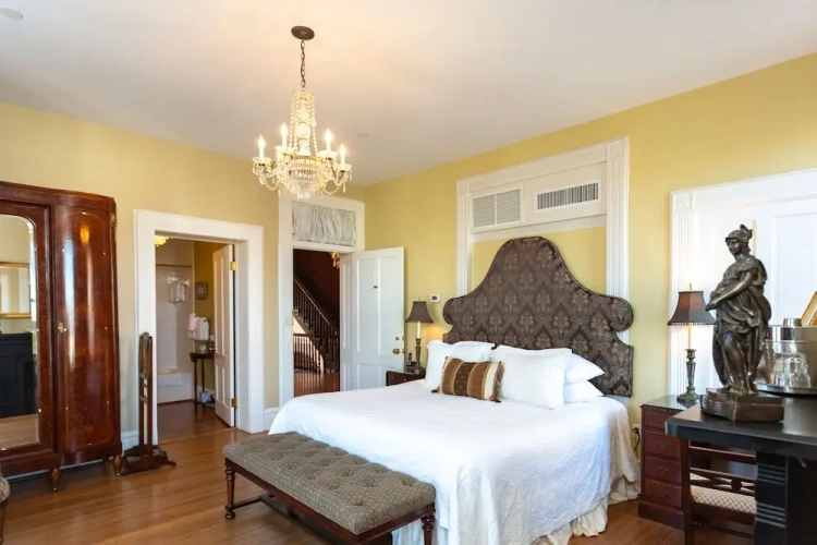 Grand Double room with balcony
