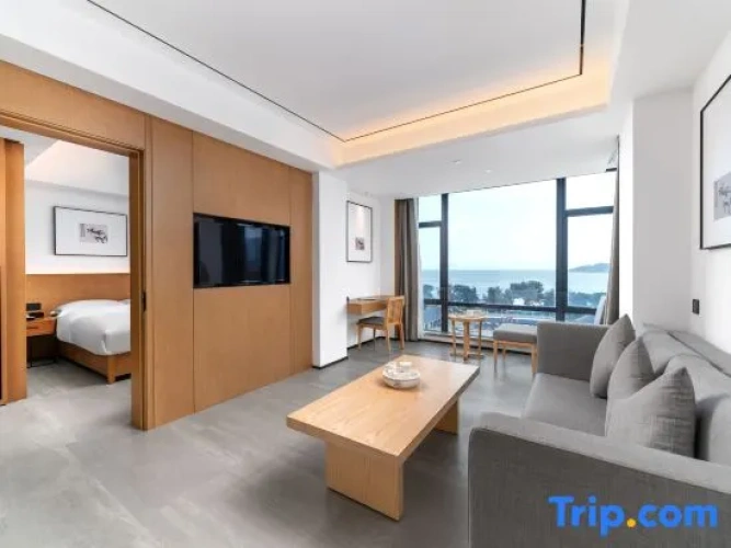 2 Bedrooms Grand Family Suite with sea view