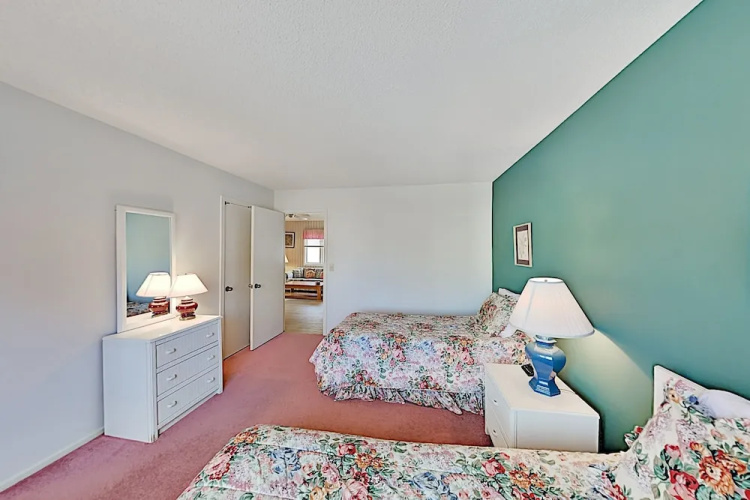 1summect 3 Bedroom Cottage