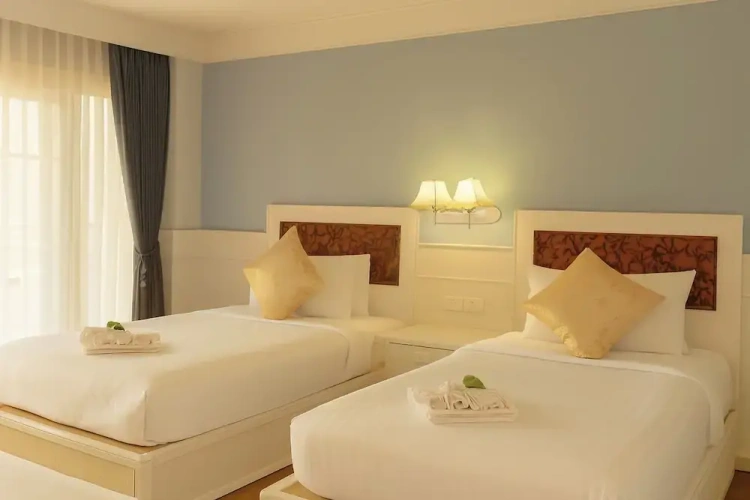Deluxe Twin room with balcony and with river view
