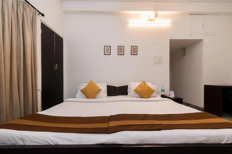 OYO 8362 Guest Accommodation Karunamoyee