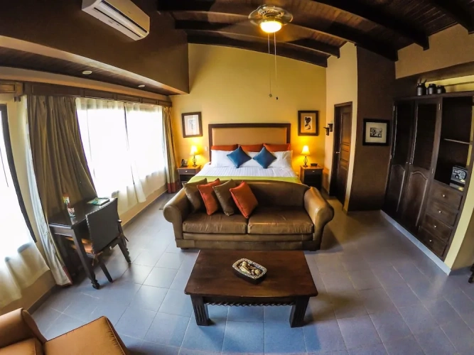 Deluxe Double Suite
