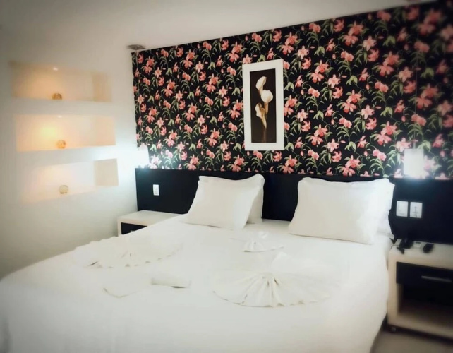 Maison Hotel