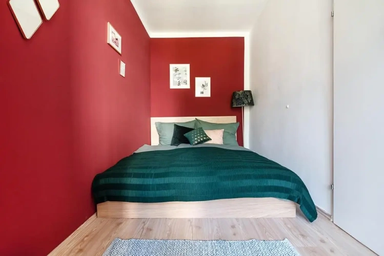 2 Bedrooms Apartment