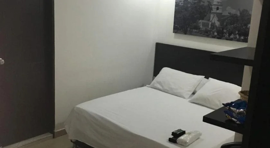 Hotel 999