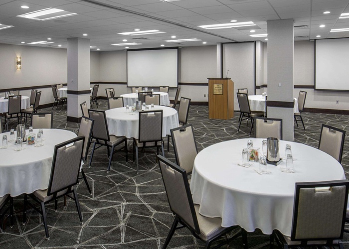 The Madison Concourse Hotel & Governor's Club photo 28