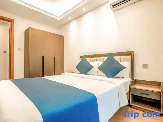 Standard Twin room with balcony and with city view