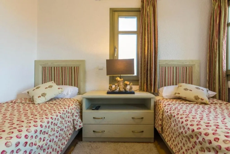 3 Bedrooms Villa
