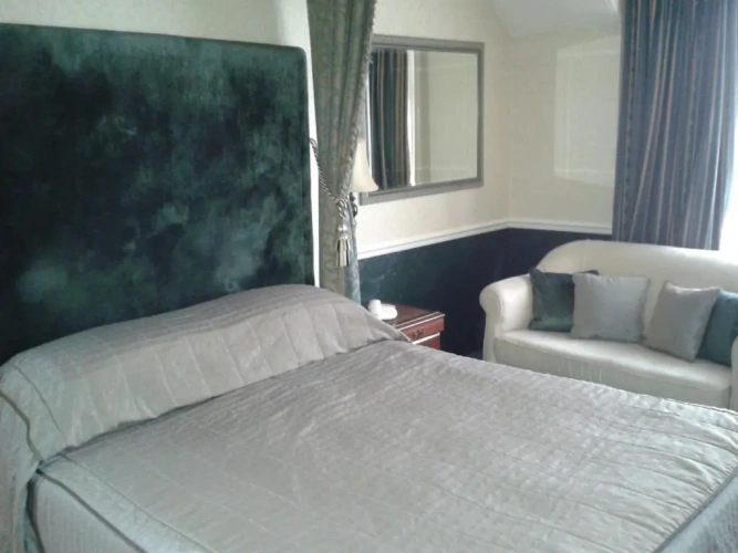 Superior room