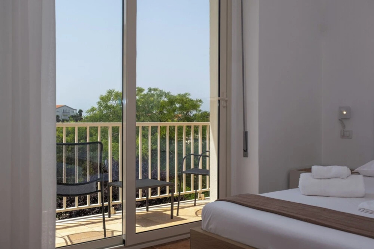Nautika Suites