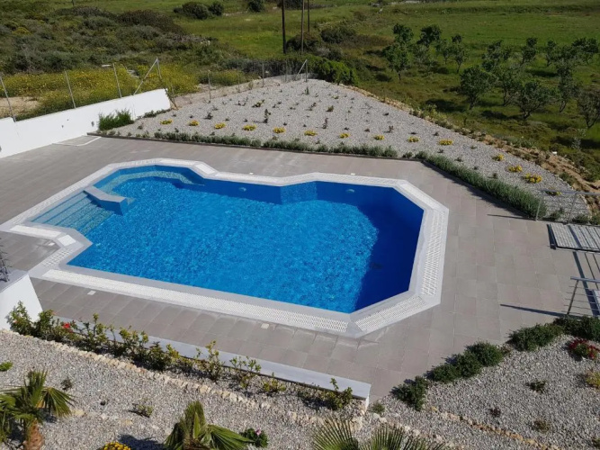 Neptune Holiday Home