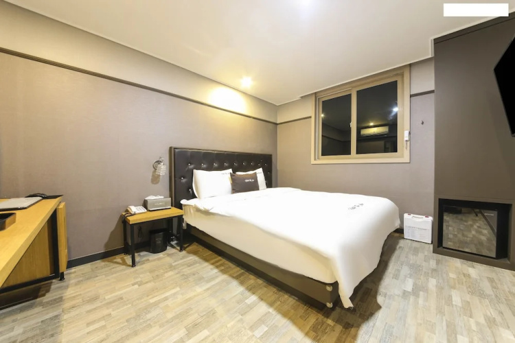 Hotel the Ace