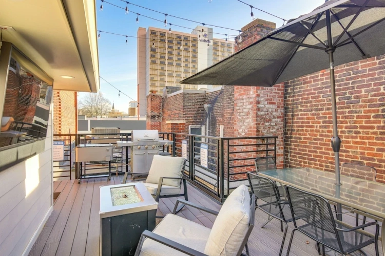 1 Bedroom Apartment