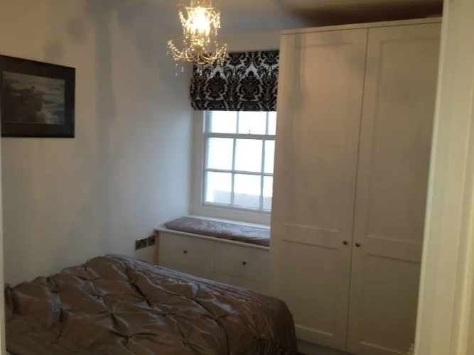 Seaview Regency Apartment With Private Parking