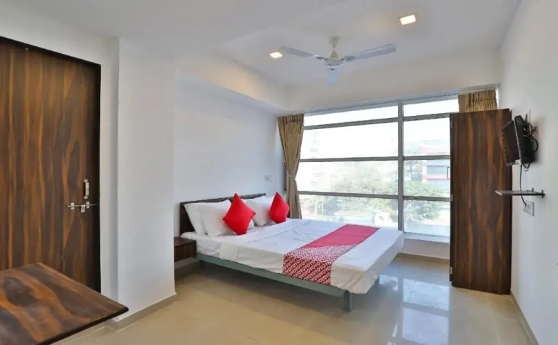 Aqua Corridor By OYO Rooms