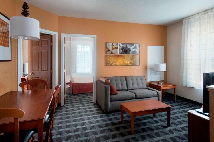 2 Bedrooms Suite